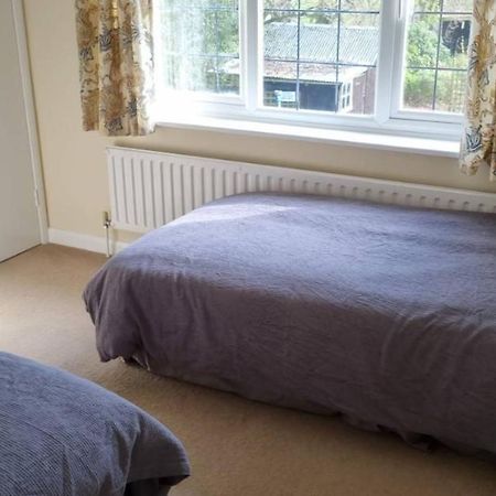 Lovely 2-Bedroom New Forest Apartment On A Farm 뉴밀튼 외부 사진